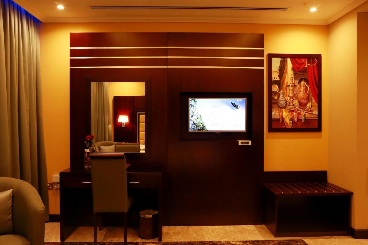 Telal Hotel Apartments Dubaï Extérieur photo